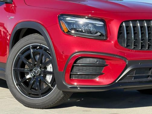 2026 Mercedes-Benz AMG GLB 35 Base