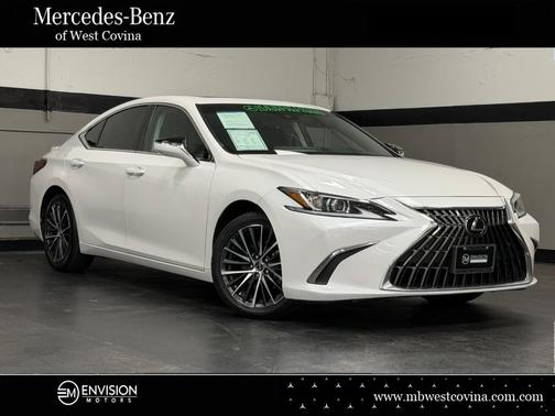 White Pearl 2024 Lexus ES 300h 300H