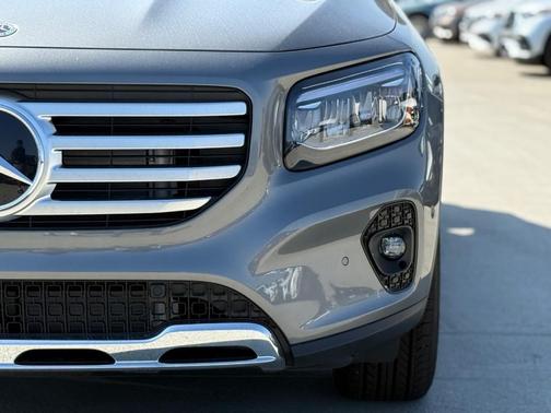 2026 Mercedes-Benz GLB 250 Base