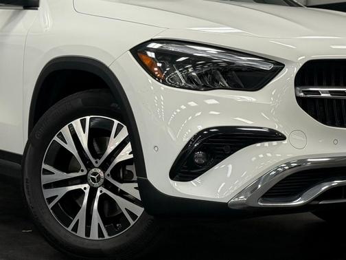 2025 Mercedes-Benz GLA 250 Base