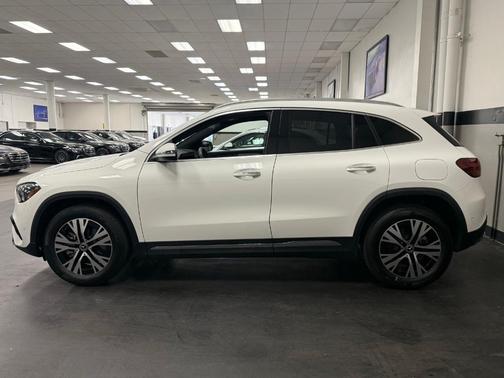 2025 Mercedes-Benz GLA 250 Base