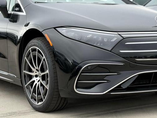 2026 Mercedes-Benz EQS 450+ Base
