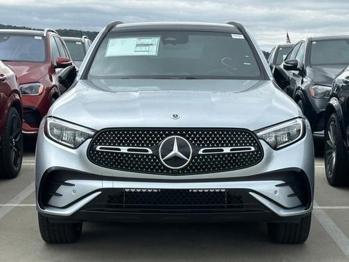 2025 Mercedes-Benz GLC 300 Base