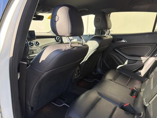 2018 Mercedes-Benz GLA 250 Base