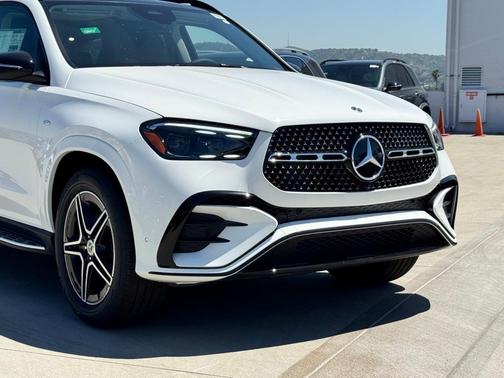 2025 Mercedes-Benz GLE 450e 4MATIC