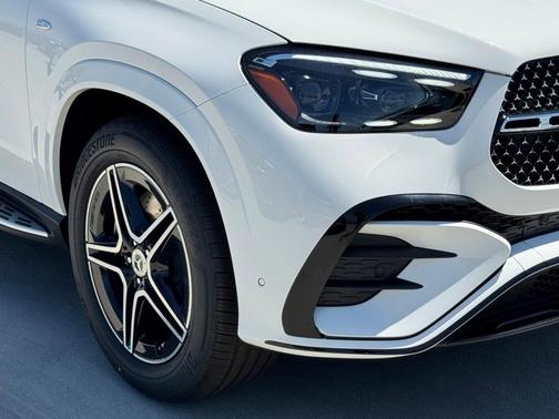 2025 Mercedes-Benz GLE 450e 4MATIC