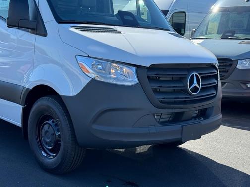 2026 Mercedes-Benz Sprinter 2500 144 WB