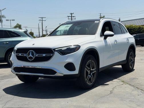 Polar White 2026 Mercedes-Benz GLC 300 Base