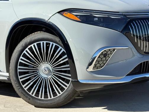 2025 Mercedes-Benz Maybach EQS 680 Base 4MATIC 4MATIC