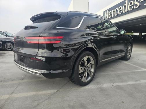 2025 Genesis Electrified GV70 Advanced