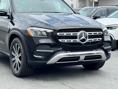2025 Mercedes-Benz GLE 450e 4MATIC