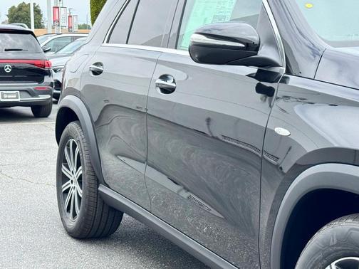 2025 Mercedes-Benz GLE 450e 4MATIC