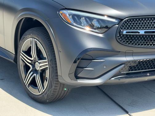 2025 Mercedes-Benz GLC 300 4MATIC Coupe