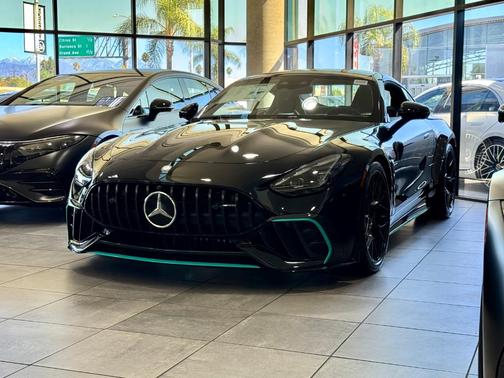 2025 Mercedes-Benz AMG GT 63 BASE
