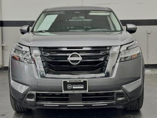 Gun Metallic 2022 Nissan Pathfinder S