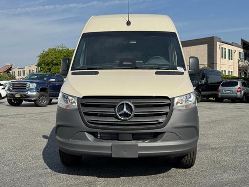 2026 Mercedes-Benz Sprinter 2500 Standard Roof