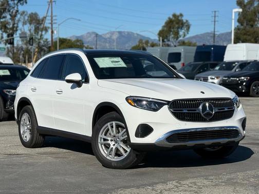 2025 Mercedes-Benz GLC 300 Base