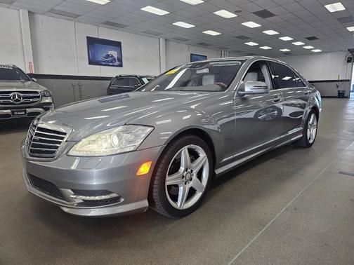 2010 Mercedes-Benz S-Class S 550
