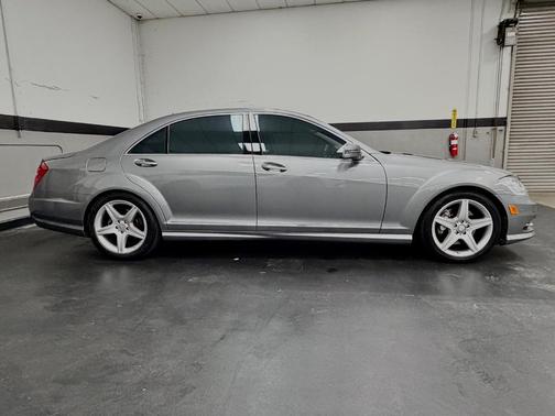 Palladium Silver Metallic 2010 Mercedes-Benz S-Class S 550