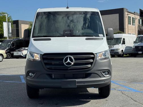 2026 Mercedes-Benz Sprinter 2500 144 WB