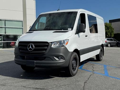 2026 Mercedes-Benz Sprinter 2500 144 WB