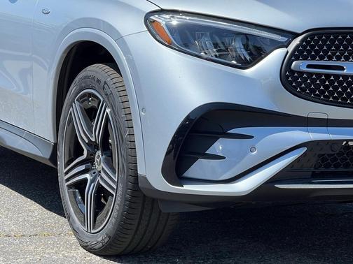 2025 Mercedes-Benz GLC 350e Base 4MATIC