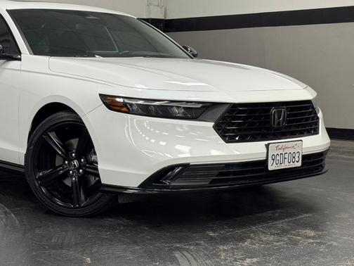 2023 Honda Accord Hybrid Sport-L