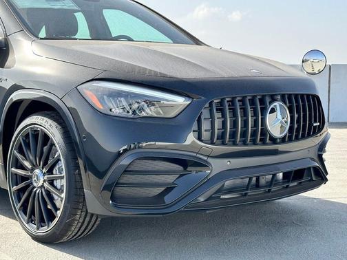 Black 2025 Mercedes-Benz AMG GLA 35 Base