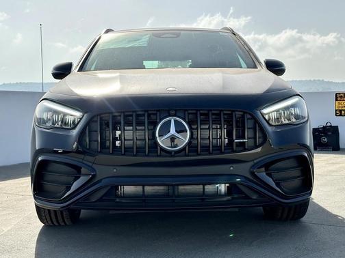 2025 Mercedes-Benz AMG GLA 35 Base