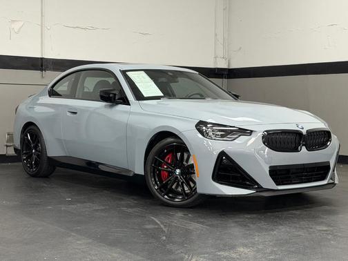 Brooklyn Gray Metallic 2024 BMW M240 i xDrive