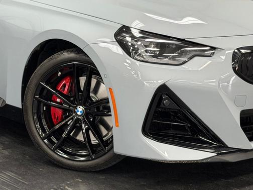 Brooklyn Gray Metallic 2024 BMW M240 i xDrive