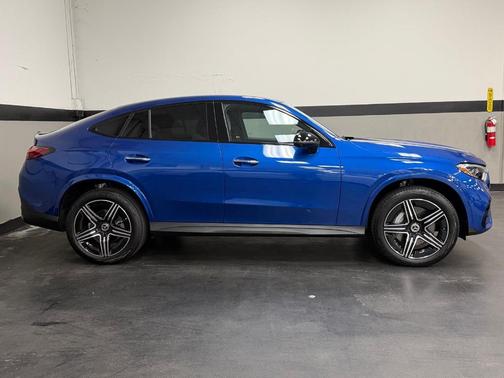 2025 Mercedes-Benz GLC 300 4MATIC Coupe