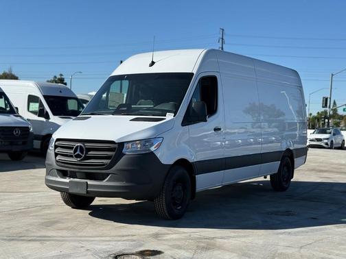 2026 Mercedes-Benz Sprinter 2500 High Roof