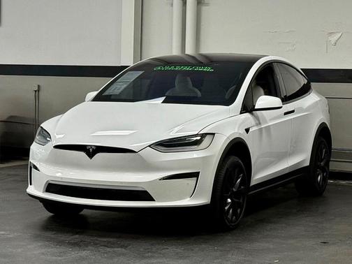 2022 Tesla Model X Plaid