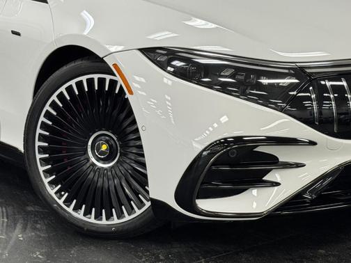 2024 Mercedes-Benz AMG EQS Base