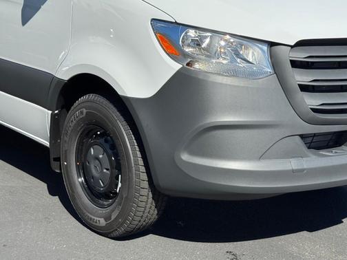 2026 Mercedes-Benz Sprinter 2500 High Roof