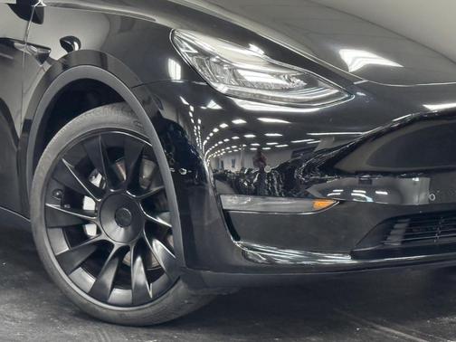 2020 Tesla Model Y Long Range