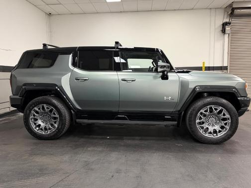 2024 GMC HUMMER EV SUV 3X
