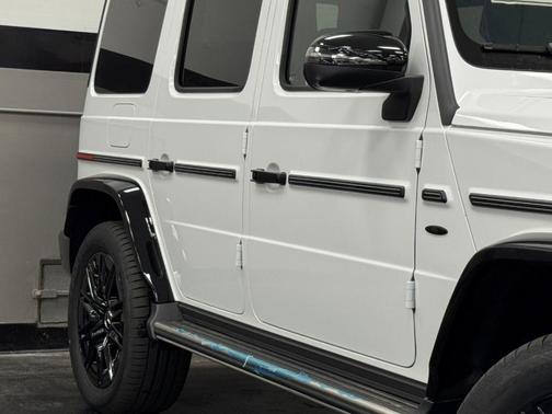 2025 Mercedes-Benz G-Class Base