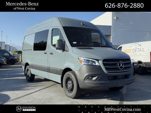 2025 Mercedes-Benz Sprinter 2500 144 WB Standard Roof Crew