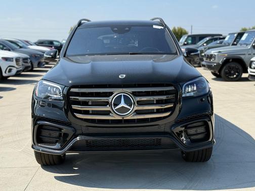 2026 Mercedes-Benz GLS 580
