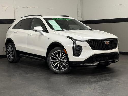 2024 Cadillac XT4 Sport
