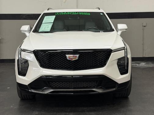 2024 Cadillac XT4 Sport