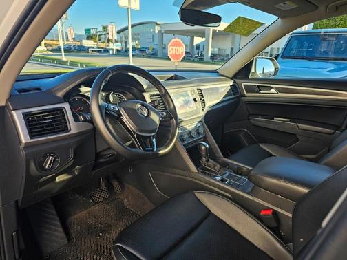 2019 Volkswagen Atlas 3.6L SE w/Technology