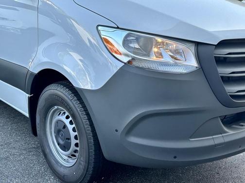 2025 Mercedes-Benz Sprinter 2500 High Roof