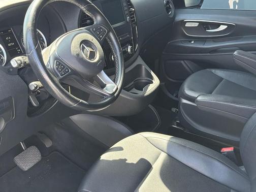 Mountain Crystal White Metallic 2023 Mercedes-Benz Metris Base