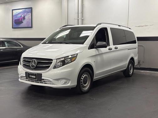 Mountain Crystal White Metallic 2023 Mercedes-Benz Metris Base