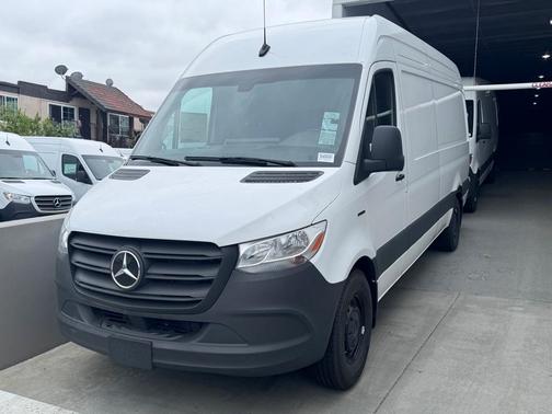 2024 Mercedes-Benz eSprinter 2500 170 WB High Roof Cargo