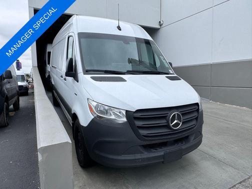 2024 Mercedes-Benz eSprinter 2500 170 WB High Roof Cargo