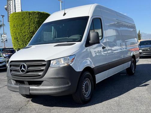 2023 Mercedes-Benz Sprinter 2500 High Roof